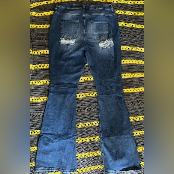 Fashion Nova Tall Tied To Tell Ya Distressed Flare Jeans - Dark Wash size 18 - Picture 4 of 6